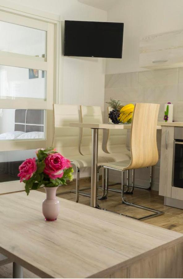 טיווט Franovic Apartments מראה חיצוני תמונה